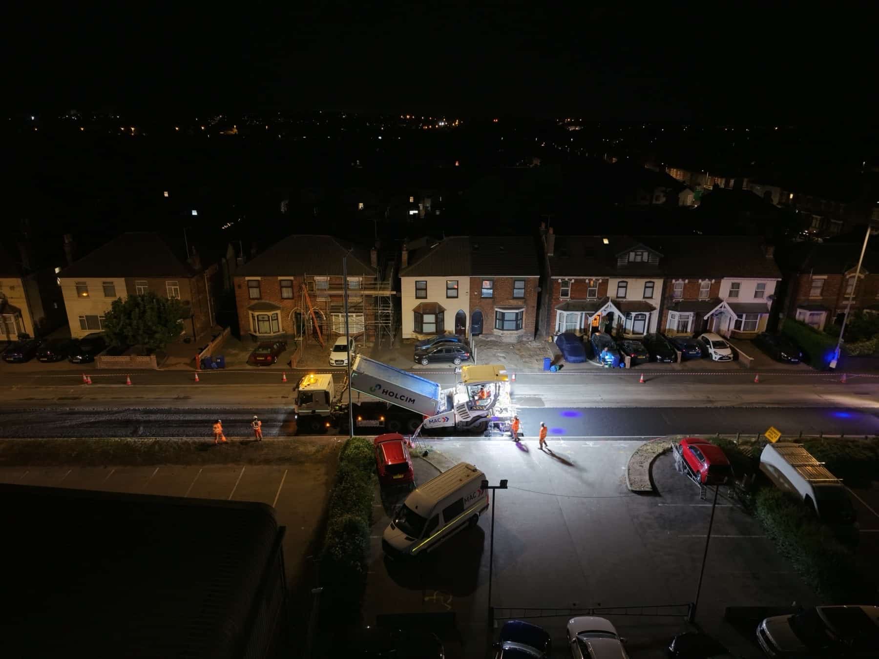 Complete MAC paving operation delivered as a subcontract package