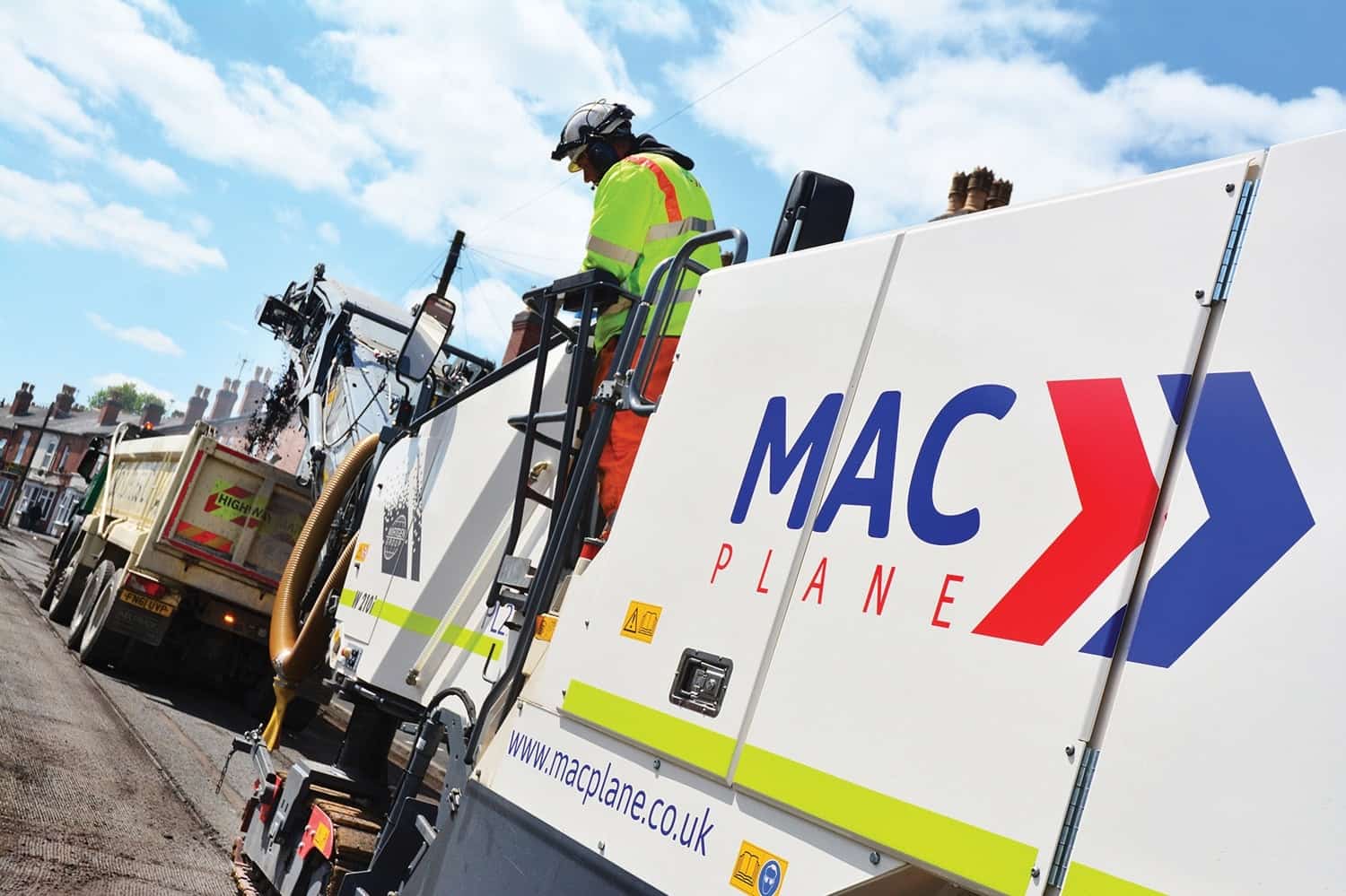 MAC road planer and crew mid-cut