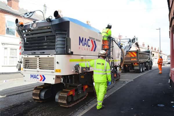 Expanding 2 metre Planer fleet