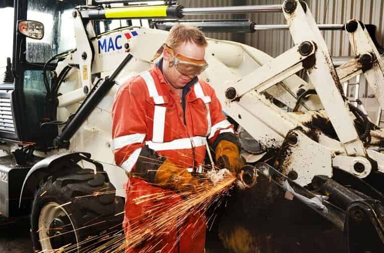 MAC Surfacing plant maintenance